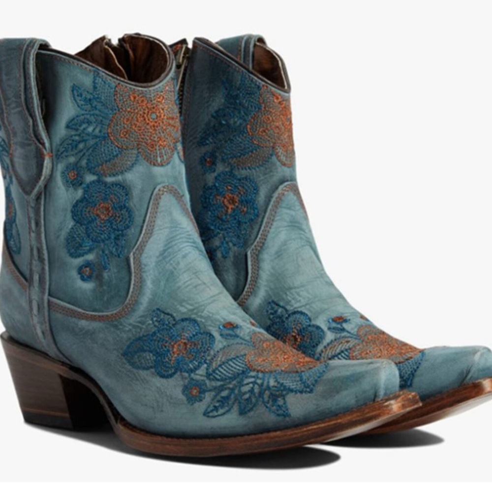 Circle G Snip-toe boots
